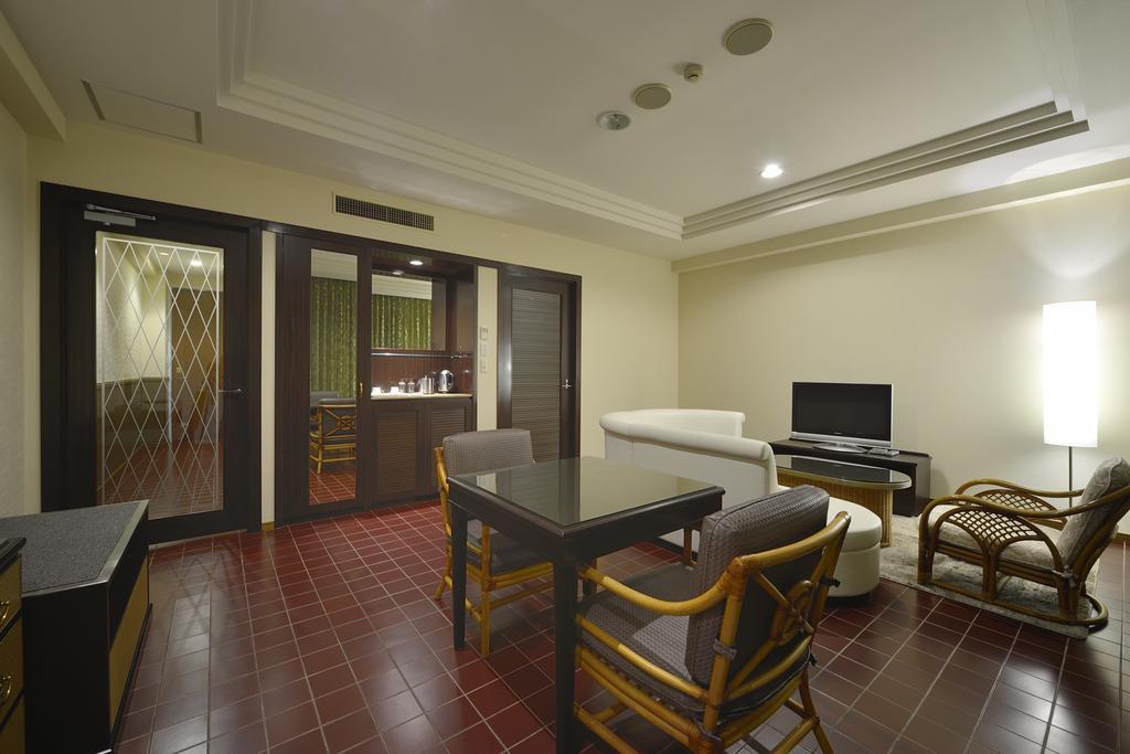 Exes Ishigaki Hotel Ishigaki  Kültér fotó