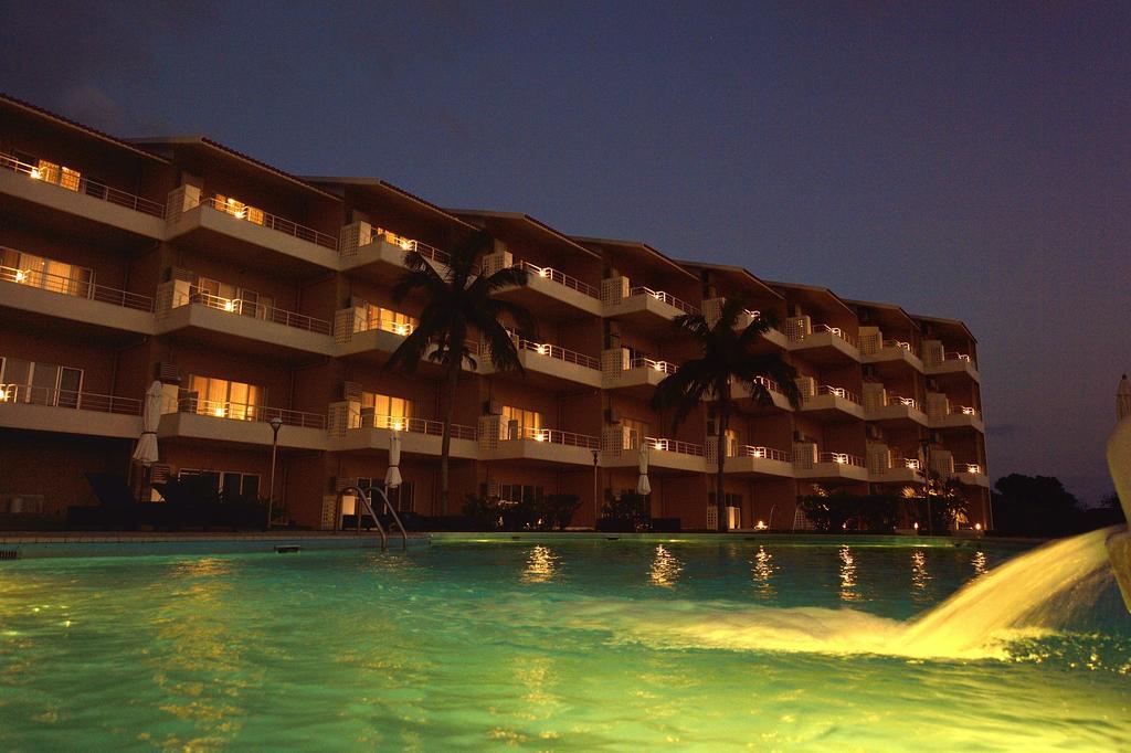 Exes Ishigaki Hotel Ishigaki  Kültér fotó