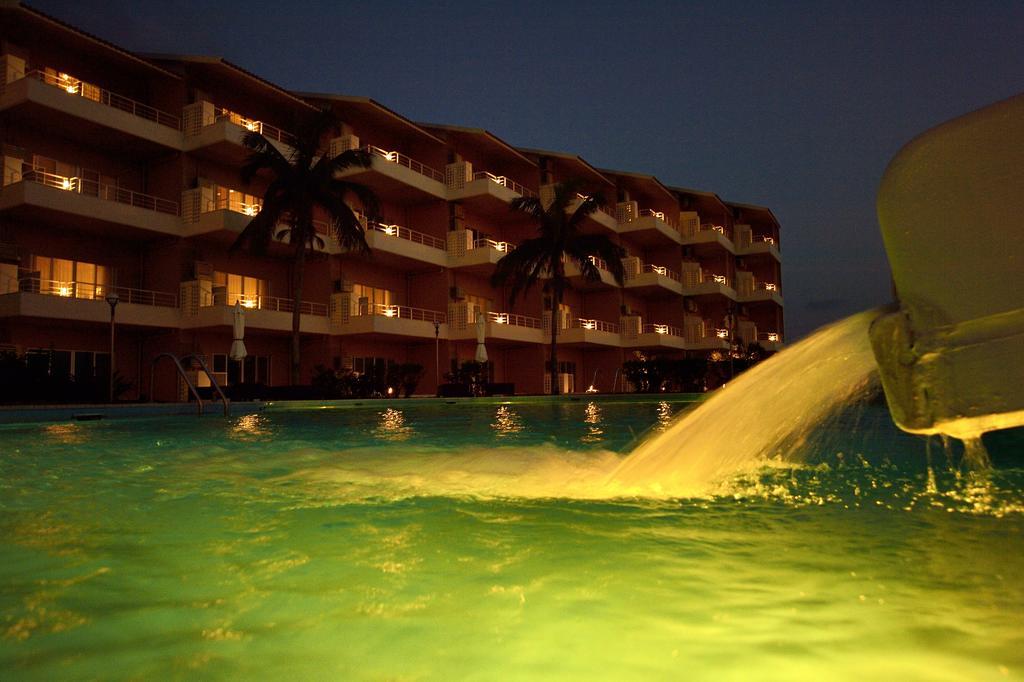 Exes Ishigaki Hotel Ishigaki  Kültér fotó
