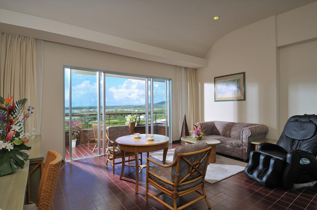Exes Ishigaki Hotel Ishigaki  Szoba fotó