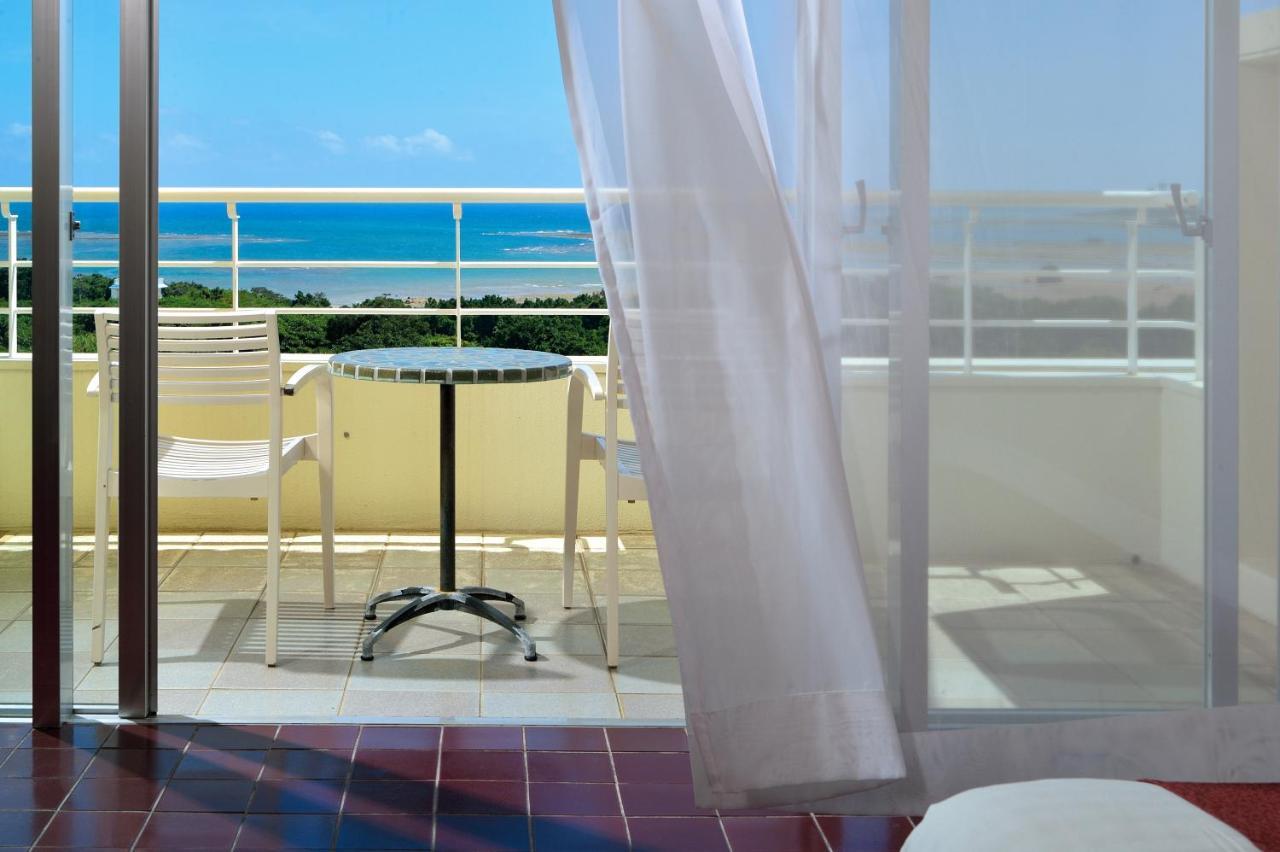 Exes Ishigaki Hotel Ishigaki  Kültér fotó