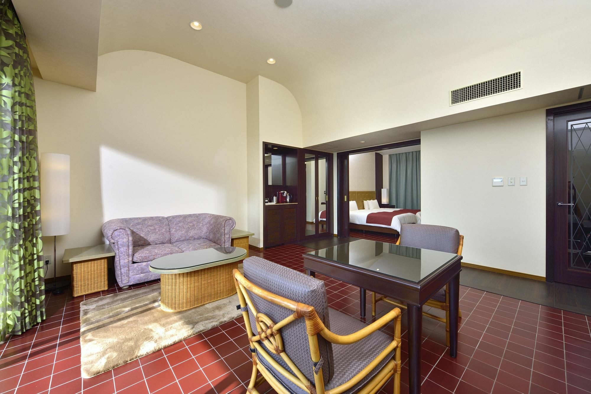 Exes Ishigaki Hotel Ishigaki  Kültér fotó