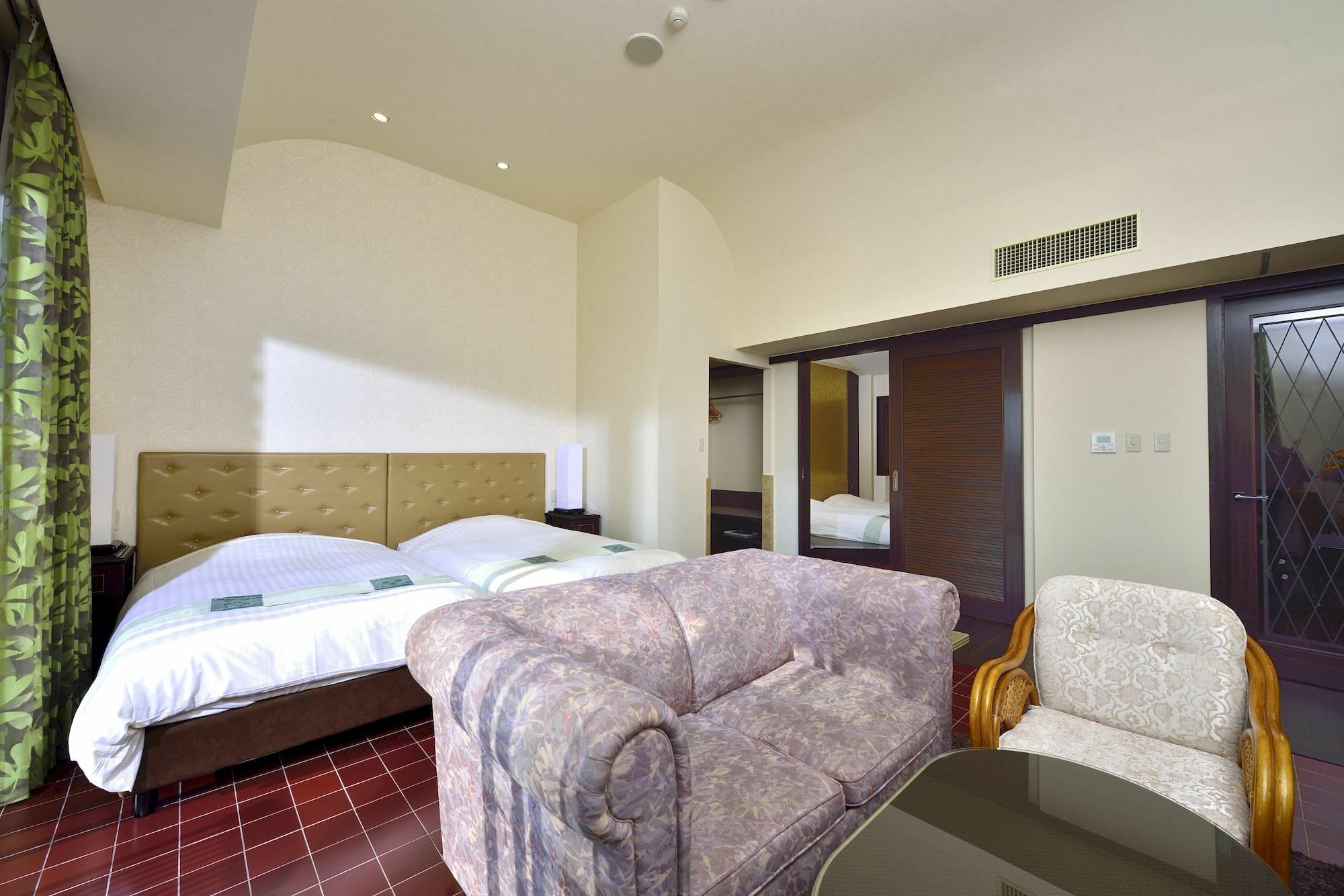 Exes Ishigaki Hotel Ishigaki  Kültér fotó